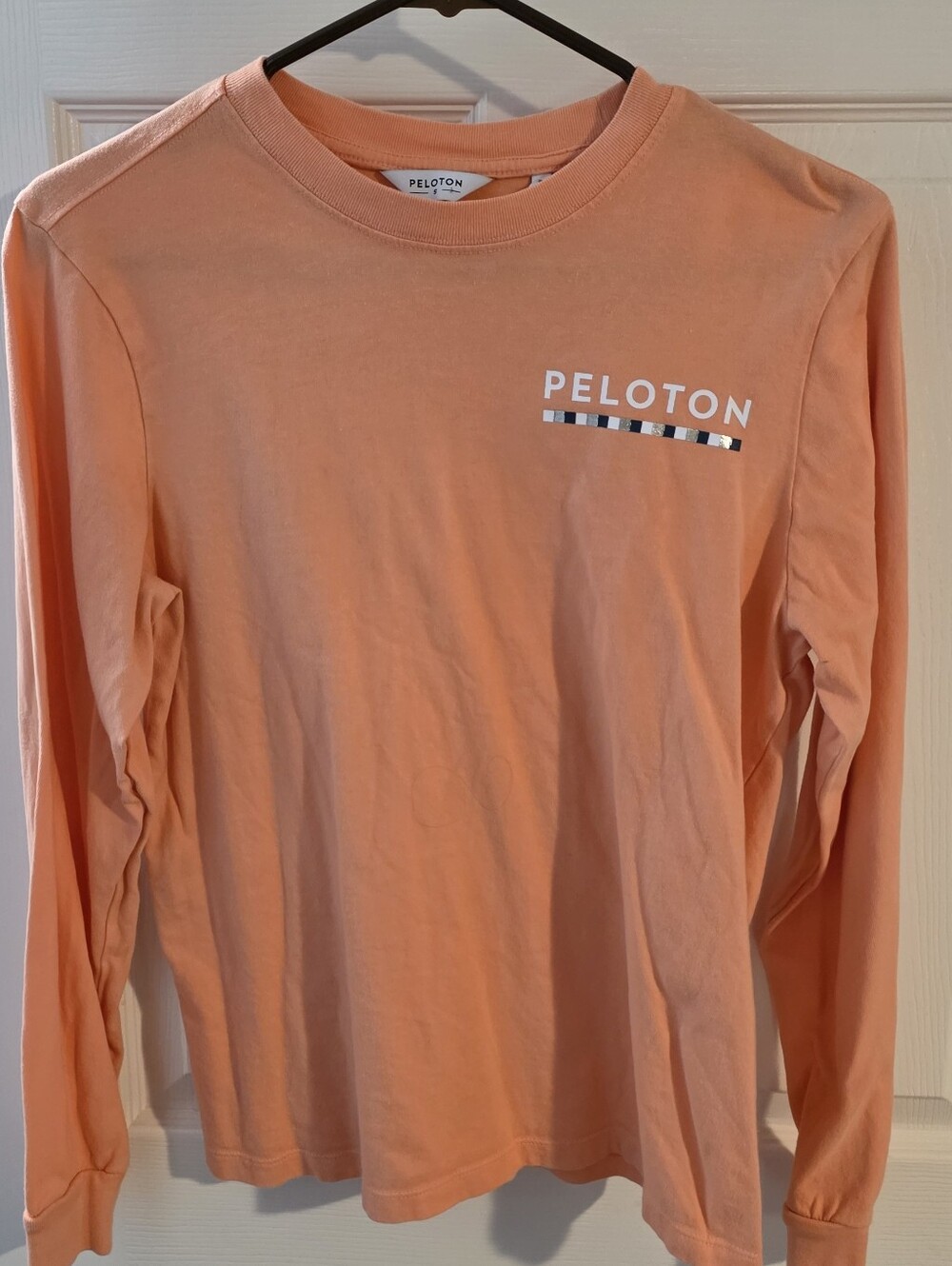 Peloton Washed Classic Coral Long-sleeve T-shirt Womens Small